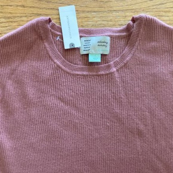 Anthoropologie dark pink ribbed kintt dress size M - Picture 6 of 6